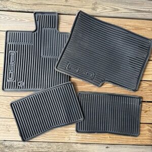 Ford Black Rubber Floor Mat Set / F-150